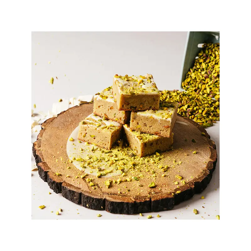 DABOOM - PISTACHIO & WHITE CHOCOLATE BLONDIE 28 PIECES